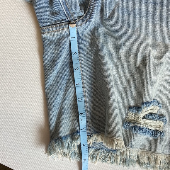 Wild Fable High Rise Distressed Bermuda Shorts Size 6 - Picture 11 of 12